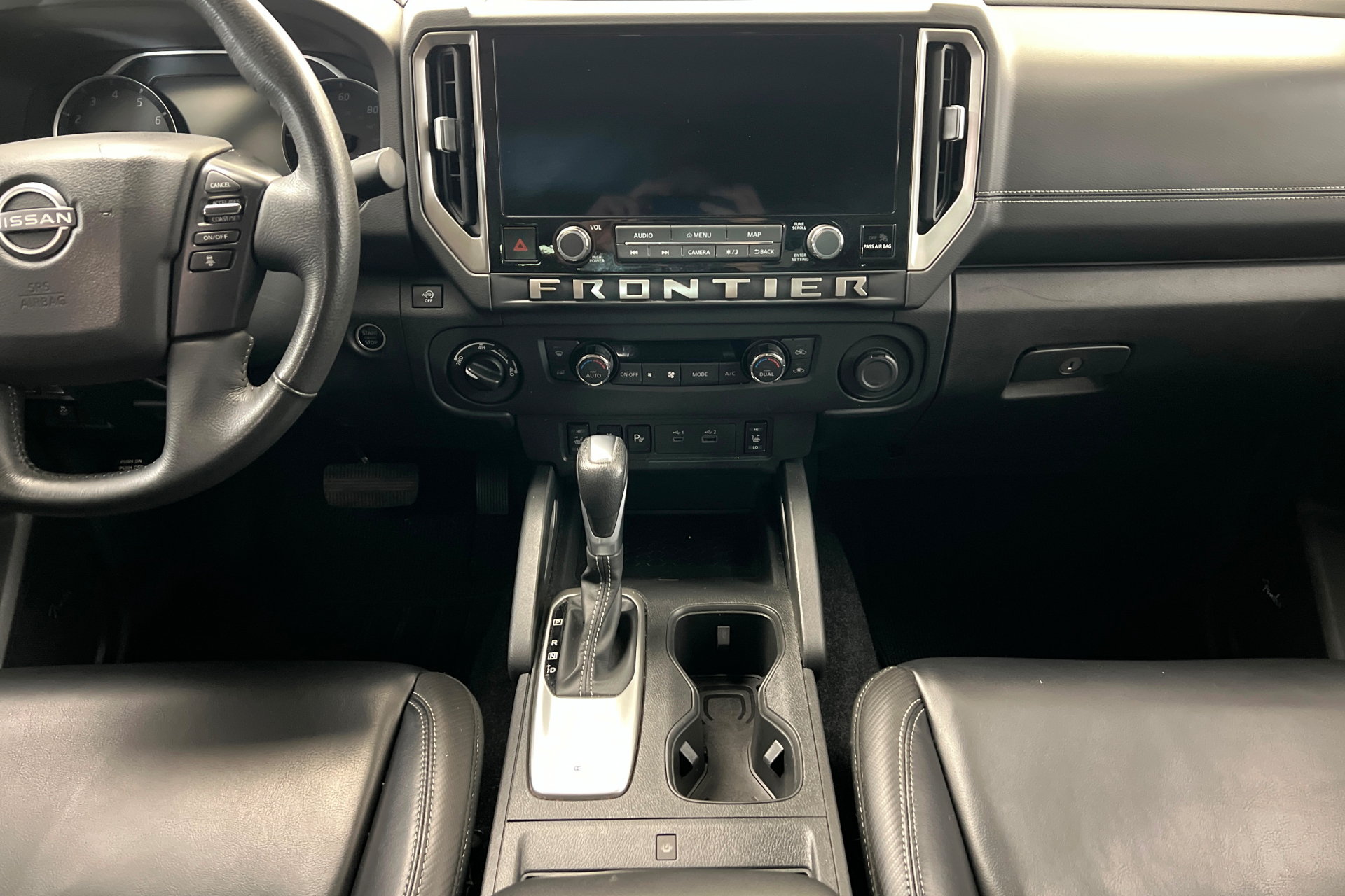 Used 2025 Nissan Frontier SL AWD/4WD image 14