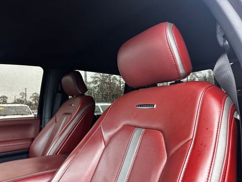 Used 2022 Ford F250 Platinum w/ FX4 Off-Road Package image 27