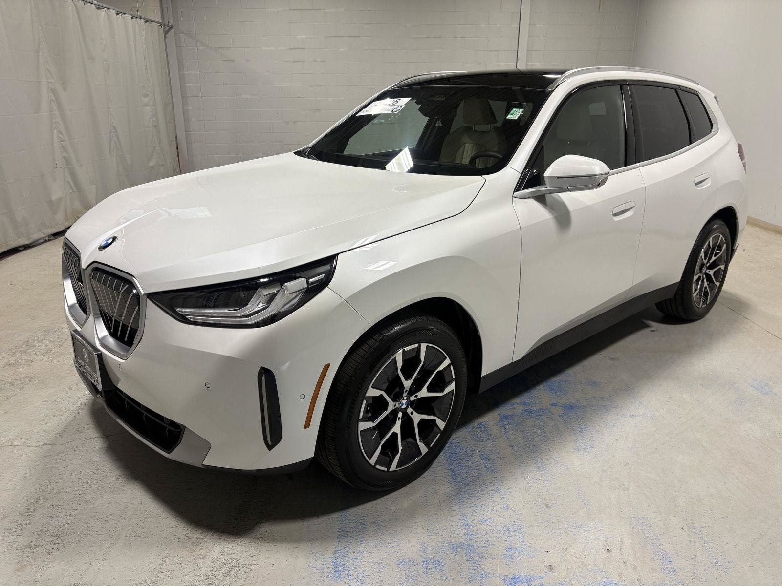 Used 2026 BMW X3 xDrive30i w/ Premium Package AWD/4WD image 1