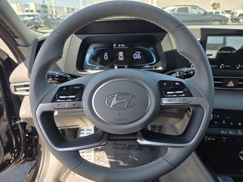 New 2025 Hyundai Elantra Sport image 26