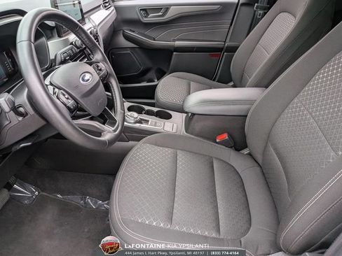 Used 2024 Ford Escape Active AWD/4WD image 35