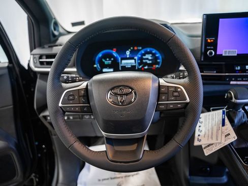 New 2026 Toyota Sienna Platinum image 31