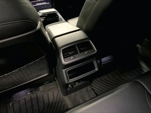 Certified 2023 Audi e-tron Chronos w/ Chronos Package AWD/4WD image 28