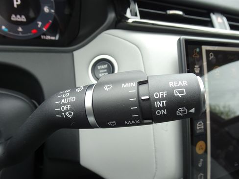 New 2026 Land Rover Range Rover Velar S image 27