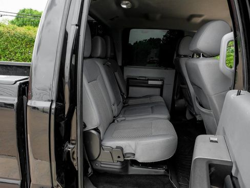 Used 2016 Ford F250 XLT w/ XLT Value Package AWD/4WD image 40