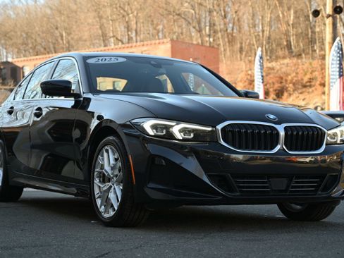 Used 2025 BMW 330i 330i Sedan image 10