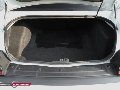 Used 2015 Dodge Challenger SRT Hellcat image 24