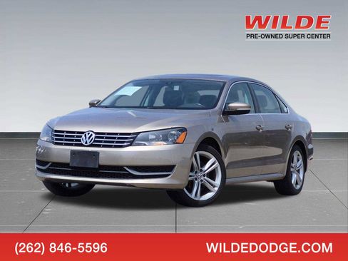 Used 2015 Volkswagen Passat TDI SE FWD image 1