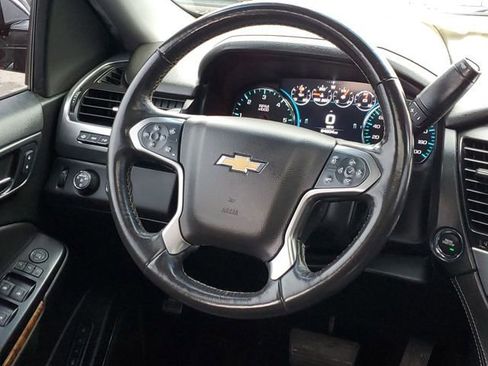 Used 2018 Chevrolet Suburban Premier image 28