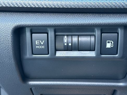 New 2026 Subaru Crosstrek 2.5i Limited AWD/4WD image 31