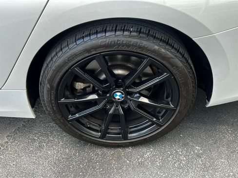 Used 2021 BMW 330i xDrive Sedan AWD/4WD image 13