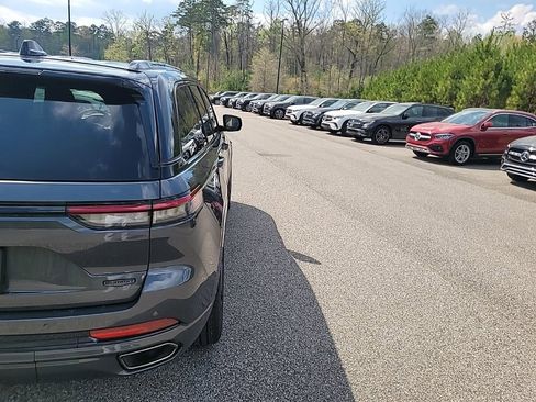 Used 2025 Jeep Grand Cherokee Summit image 23