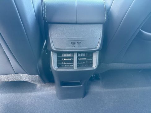 New 2027 GMC Terrain Elevation w/ Elevation Premium Package AWD/4WD image 21