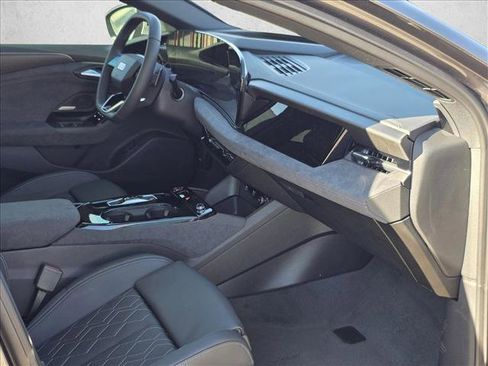 New 2025 Audi S6 e-tron Premium Plus image 13