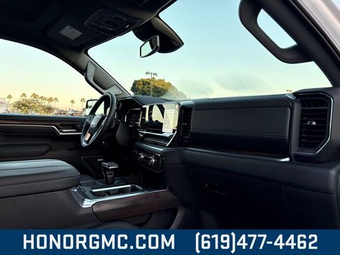 Used 2026 GMC Sierra 1500 SLT w/ SLT Premium Package image 24