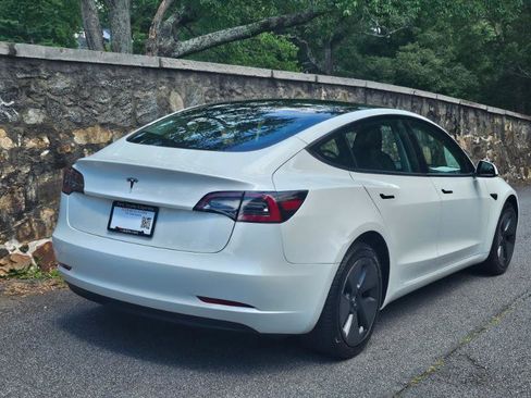 Used 2023 Tesla Model 3 Standard Range RWD image 10
