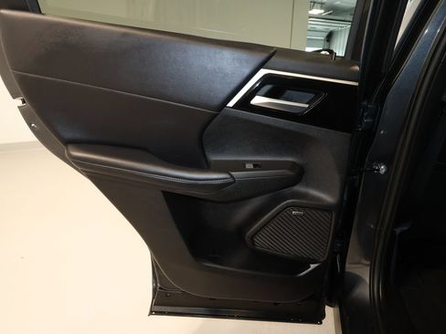 Used 2025 Mitsubishi Outlander SE AWD/4WD image 21