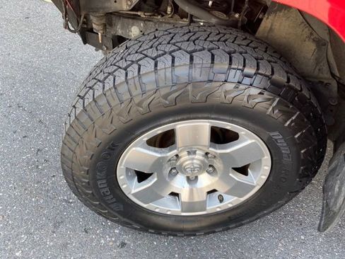 Used 2016 Toyota 4Runner SR5 image 33