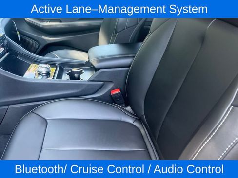 New 2025 Jeep Grand Cherokee L Limited w/ Black Appearance Package image 16