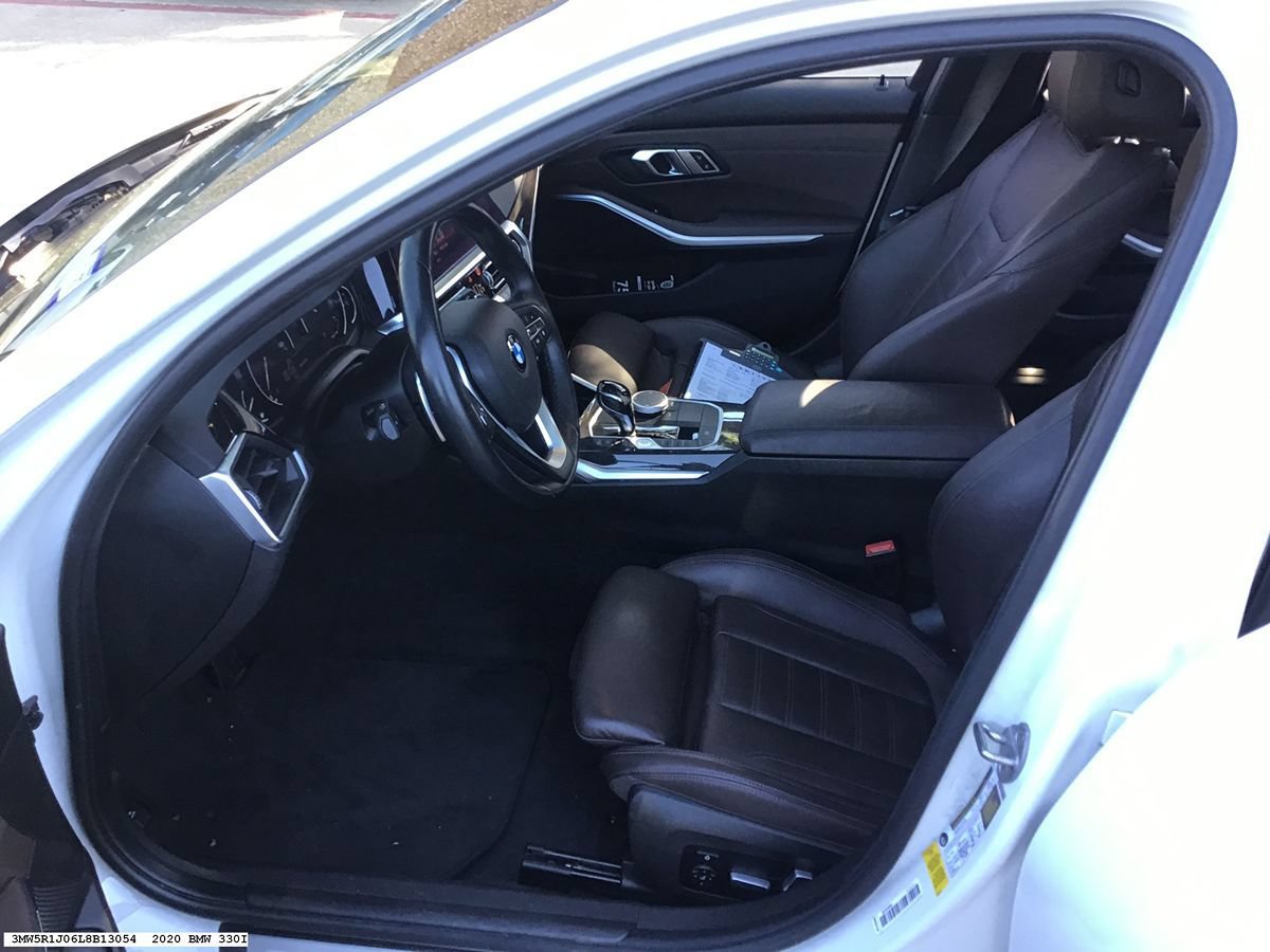 Used 2020 BMW 330i Sedan w/ Convenience Package RWD image 8