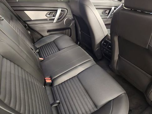 New 2026 Land Rover Discovery Sport Landmark AWD/4WD image 31