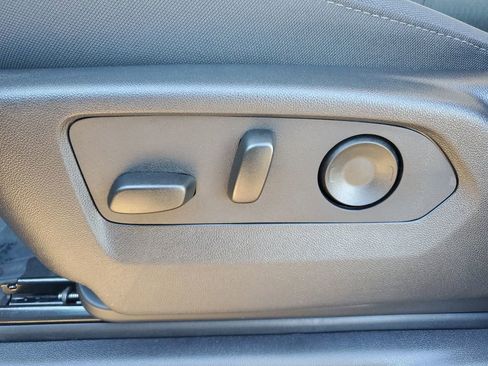 New 2025 Chevrolet Silverado 1500 Custom w/ LPO, Utility Wall Package image 21