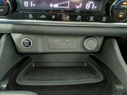 Used 2023 Nissan Rogue SV w/ SV Premium Package AWD/4WD image 7