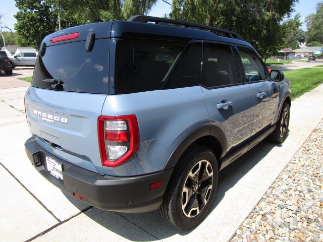 Used 2024 Ford Bronco Sport Outer Banks w/ Tech Package AWD/4WD image 7
