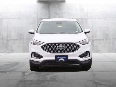 Certified 2024 Ford Edge SEL image 4