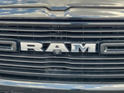 Used 2023 RAM 1500 Laramie AWD/4WD image 10