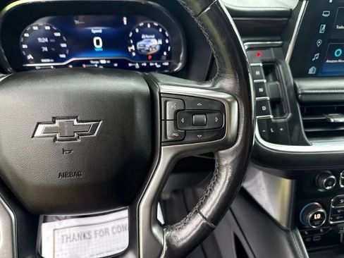 Used 2022 Chevrolet Suburban Z71 w/ Luxury Package AWD/4WD image 18