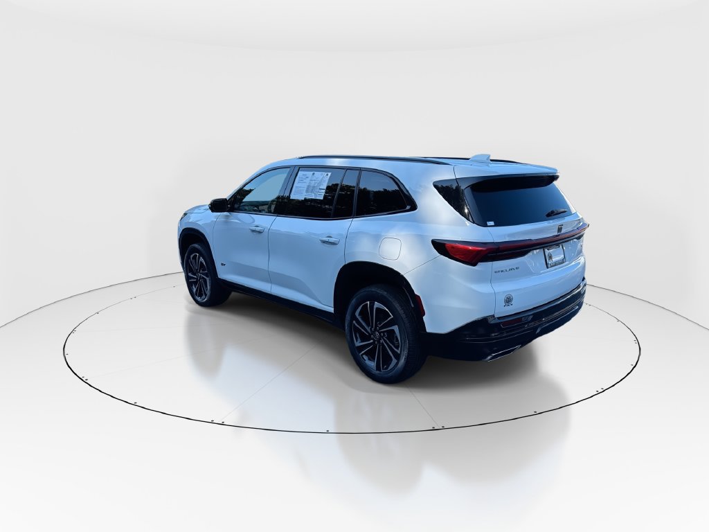 Used 2025 Buick Enclave Sport Touring FWD image 6