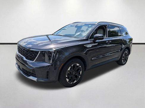 Used 2025 Kia Sorento S FWD image 8