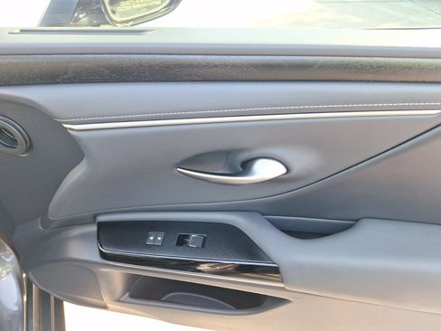 Used 2022 Lexus ES 350 w/ Premium Package FWD image 34