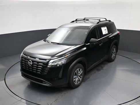 New 2026 Nissan Pathfinder SL FWD image 28