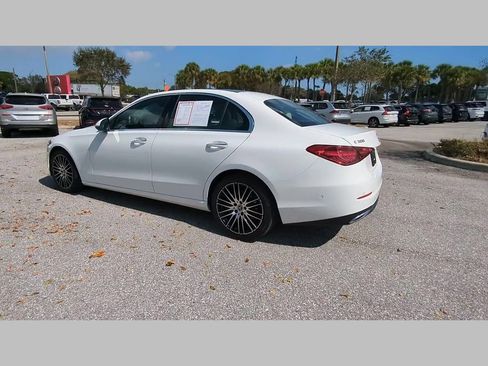 Used 2025 Mercedes-Benz C 300 4MATIC Sedan image 10