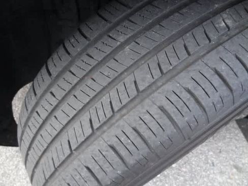 Used 2023 Nissan Rogue SV image 34