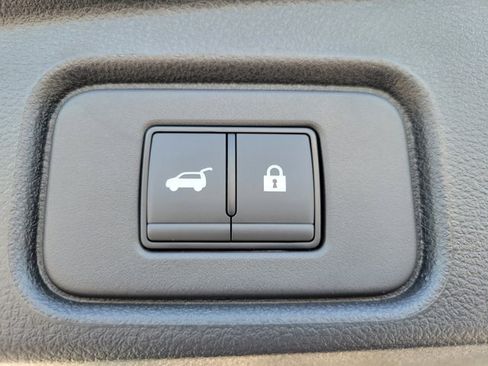 New 2025 Nissan Pathfinder SL image 28