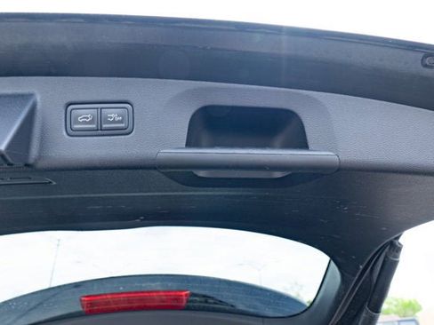 Used 2025 Kia Telluride S FWD image 37