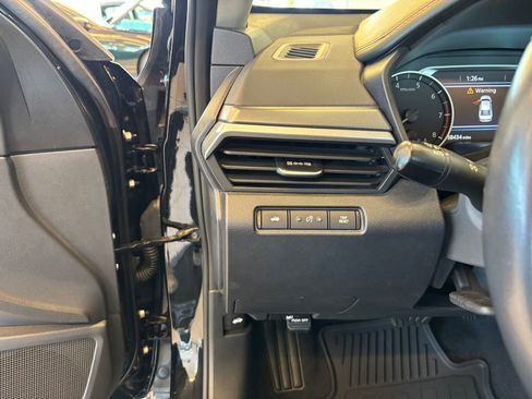 Used 2024 Nissan Altima 2.5 SR FWD image 16
