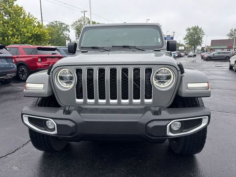Used 2021 Jeep Wrangler Unlimited Sahara w/ Cold Weather Group AWD/4WD image 3