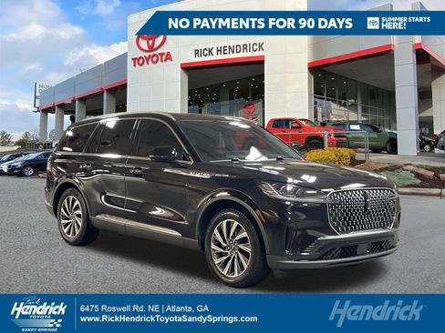 Used 2025 Lincoln Aviator 2WD image 1