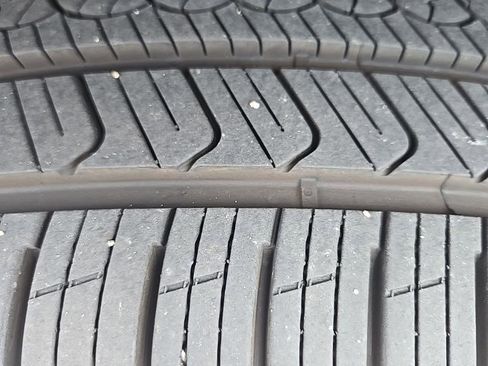 Used 2023 Chevrolet Suburban Premier image 7