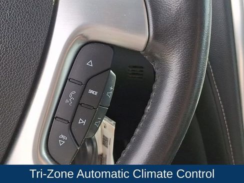 Used 2015 GMC Acadia SLT image 8