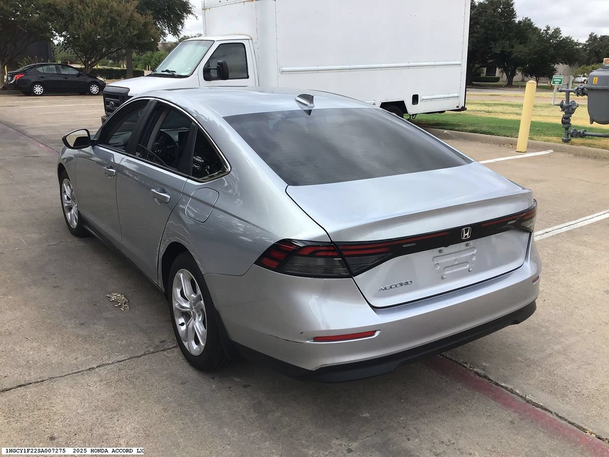Used 2025 Honda Accord LX image 5