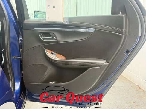 Used 2014 Chevrolet Impala LT w/ Premium Seating Package FWD image 16