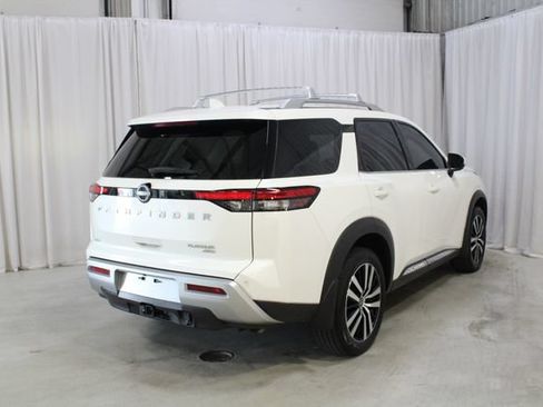 Used 2024 Nissan Pathfinder Platinum w/ Cargo Package AWD/4WD image 25