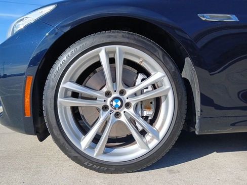 Used 2017 BMW 550i Gran Turismo xDrive AWD/4WD image 5
