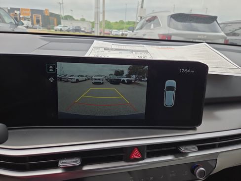 New 2026 Kia Sorento S w/ S Panoramic Sunroof Package FWD image 12