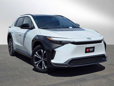 Certified 2023 Toyota bZ4X XLE image 1